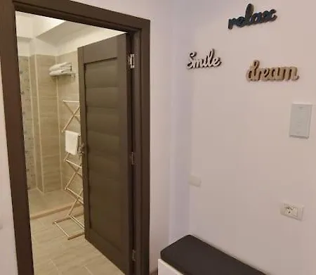 Onix D8 - 32 Apartamento *